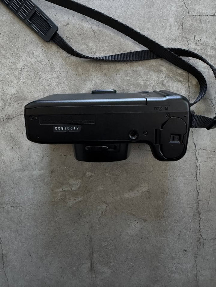 Leica AF-C1 Film Point and Shoot – clinty